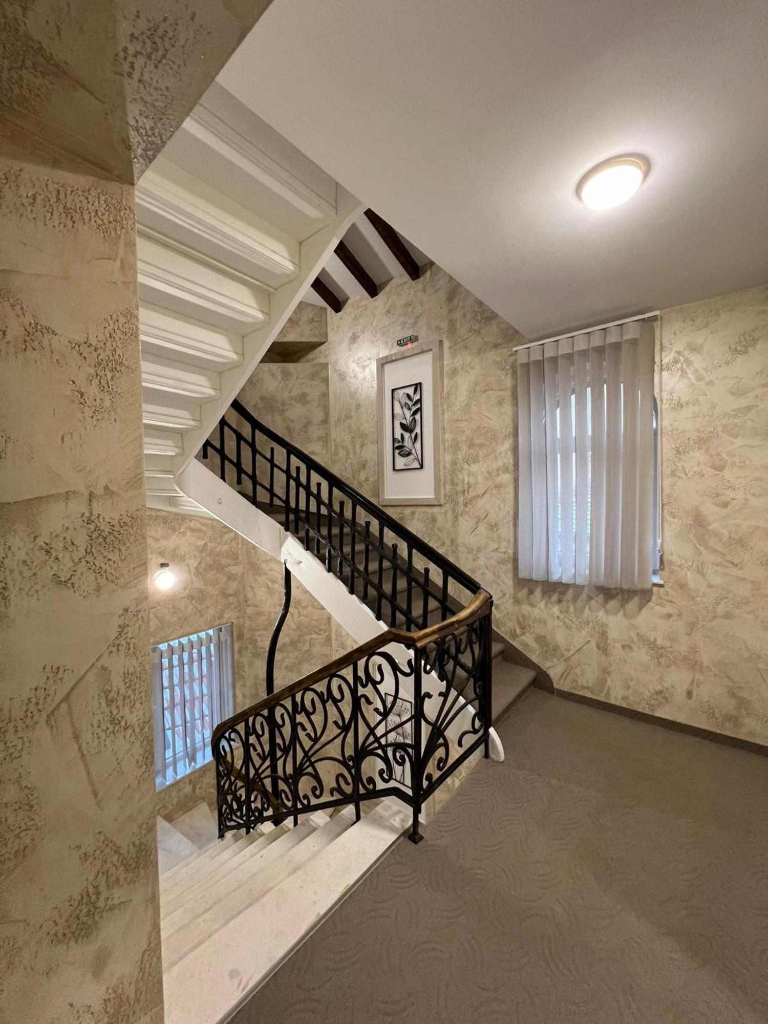 Хотел Vip Apart House Pleven Exterior photo