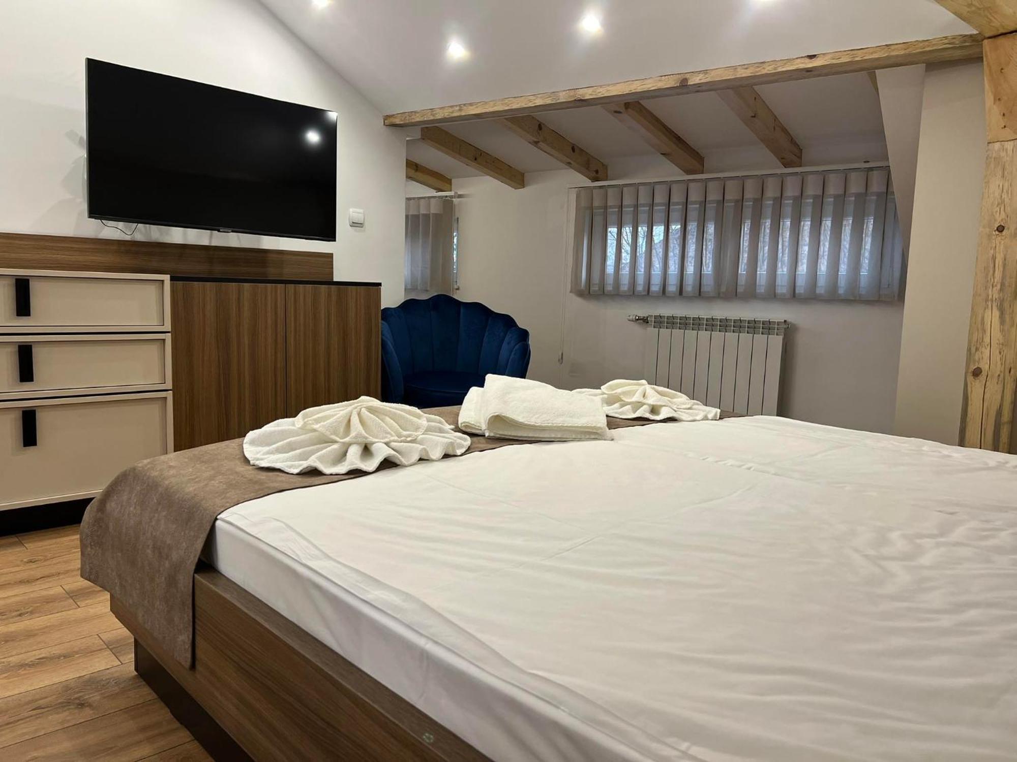 Хотел Vip Apart House Pleven Exterior photo
