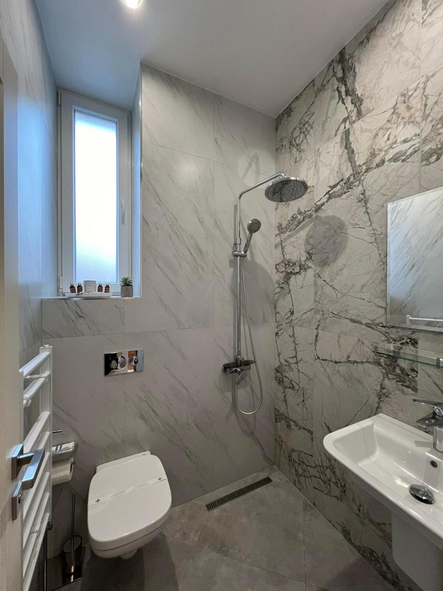 Хотел Vip Apart House Pleven Exterior photo